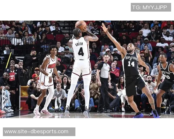 火箭轻取灰熊马刺逆袭湖人勇士遭遇国王强劲挑战 火箭轻取灰熊马刺逆袭湖人勇士遭遇国王强劲挑战