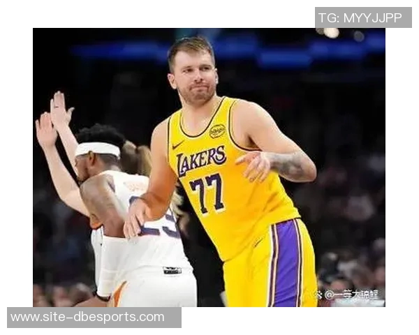 约基奇本季场均296分122板11助明日继续缺席评奖机会仅剩两场 约基奇本季场均296分122板11助明日继续缺席评奖机会仅剩两场